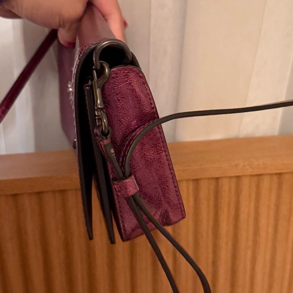 Coach Dinky Metallic Purple Pink Leather Kisslock Crystal Embellished Crossbody - Picture 4 of 10